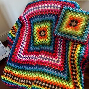 EUC Handmade, multicolor, crochet granny square blanket & pillow. 1980s